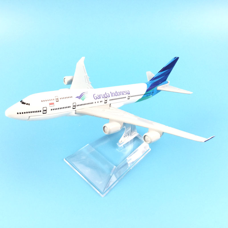 1:400 16CM GARUDA INDONESIA Bo - Kids Toys Indonesia 评论和价格