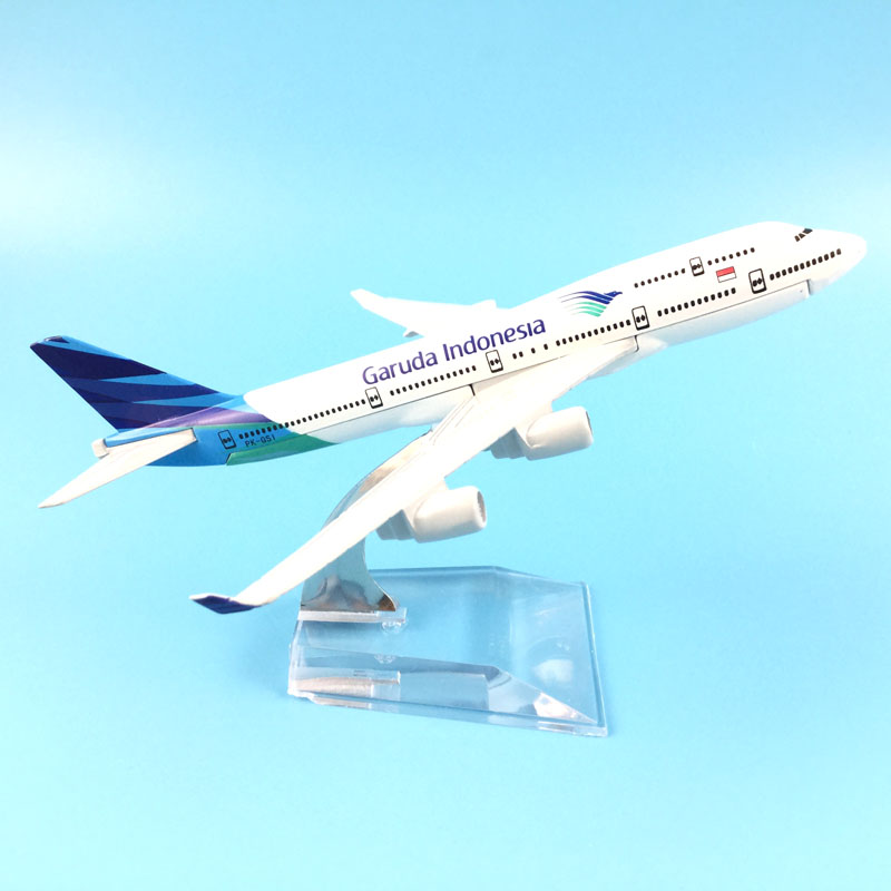 1:400 16CM GARUDA INDONESIA Bo - Kids Toys Indonesia 评论和价格