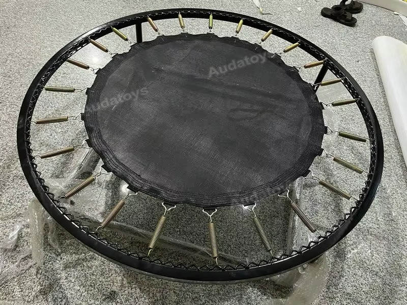Round Soft Play Trampoline 5FT - Kids Toys Rental 评论和价格
